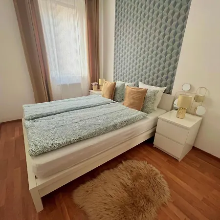 Lotus Corvin Apartment